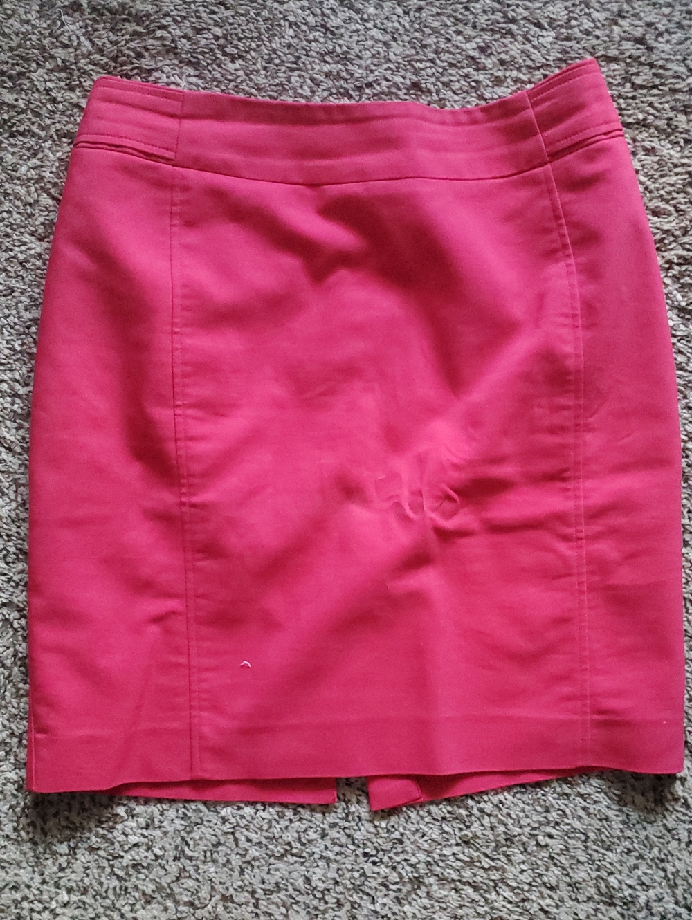 H&M Pink Pencil Skirt – Sleek Office Staple